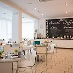 Color Mokambo Shore Family 3* Cesenatico