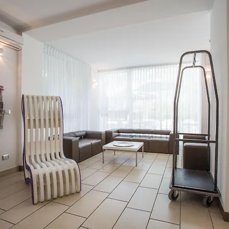 Color Mokambo Shore Family Cesenatico