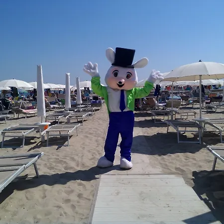 Hotel Color Mokambo Shore Family