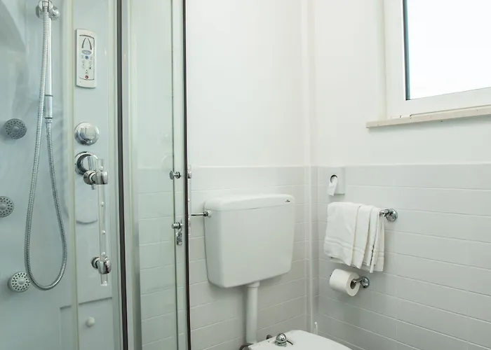 Color Mokambo Shore Family Hotel Cesenatico