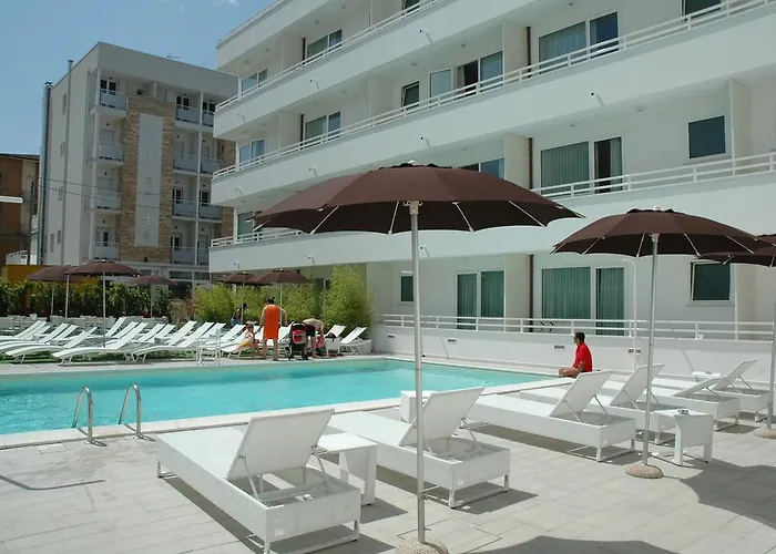 Hotel Color Mokambo Shore Family