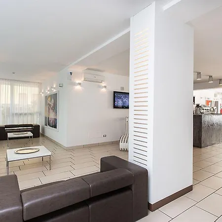 Ξενοδοχείο Color Mokambo Shore Family