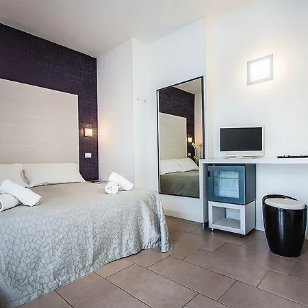 Color Mokambo Shore Family