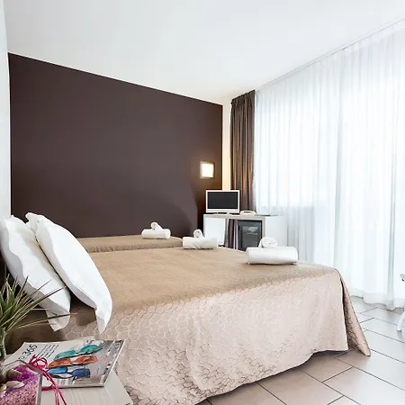 Color Mokambo Shore Family 3*