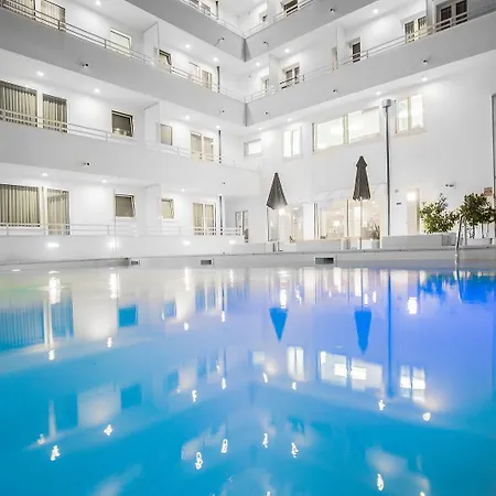 Ξενοδοχείο Color Mokambo Shore Family