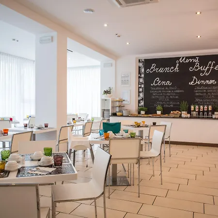 Color Mokambo Shore Family 3* Cesenatico