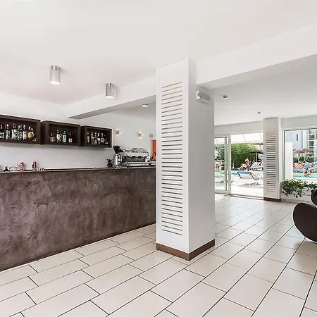 Color Mokambo Shore Family Cesenatico