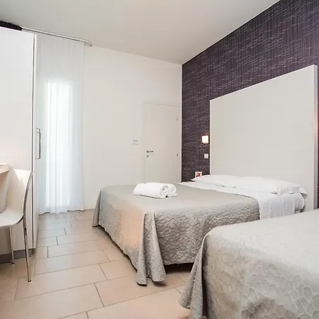 Hotel Color Mokambo Shore Family Cesenatico