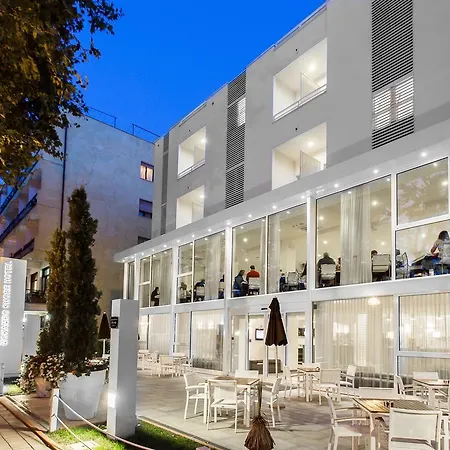 Hotel Color Mokambo Shore Family Cesenatico