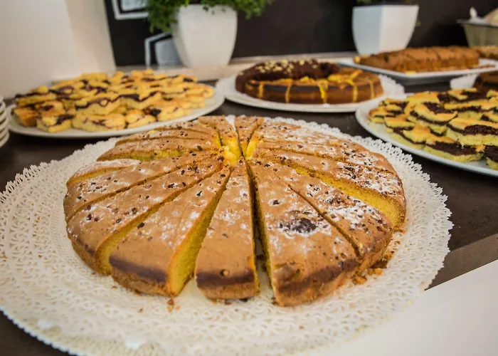 Color Mokambo Shore Family Hotel Cesenatico